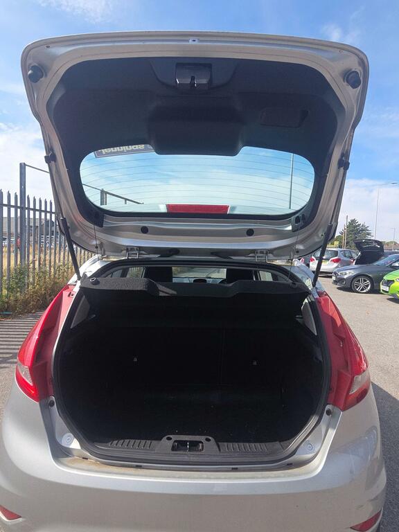Ford Fiesta 1.4 Zetec Silver #4