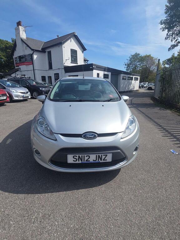 Ford Fiesta 1.4 Zetec Silver #2