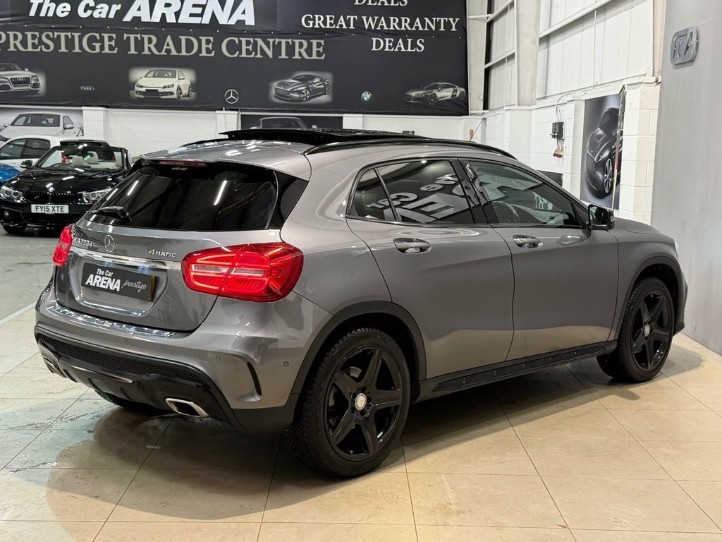 Mercedes-Benz GLA Class 200 D Amg Line Black #7