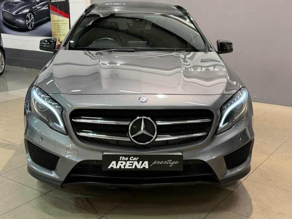 Mercedes-Benz GLA Class 200 D Amg Line Black #10