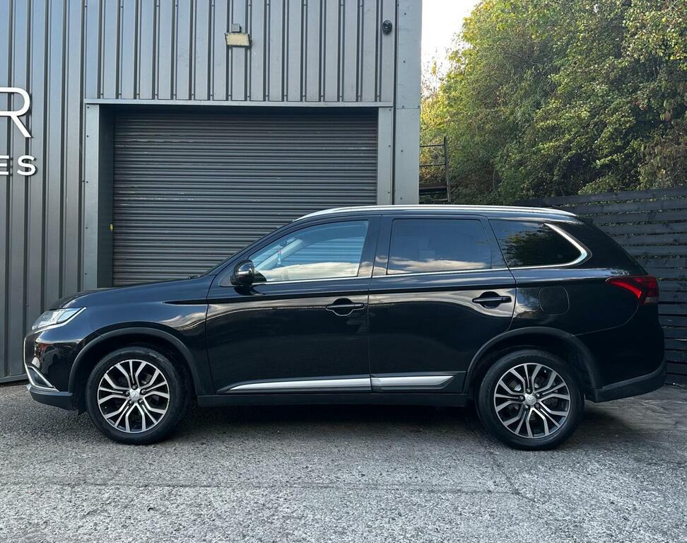 Mitsubishi Outlander 2.2 Di-d 3 4Wd Euro 6 Ss FG17UBE Black #5