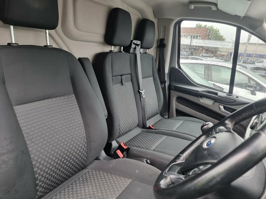 Ford Transit Custom 2L Trend EJ19UKO Silver #5