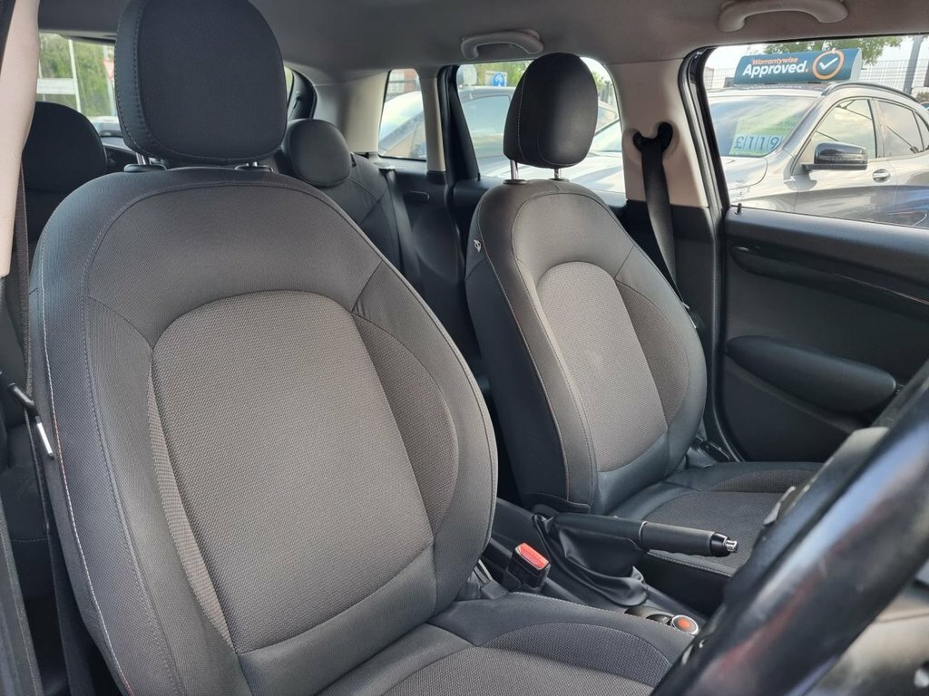 Mini Hatch 1.2L One DS15RYN Black #4