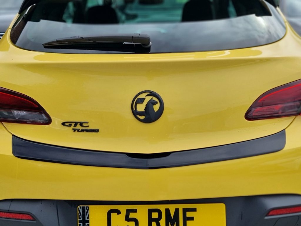 Vauxhall Astra GTC Astra Gtc Sri Cdti Ss Silver #18