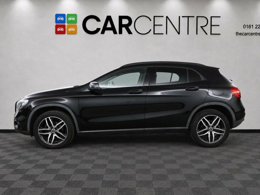 Mercedes-Benz GLA Class 1.6L Urban Edition Black #6