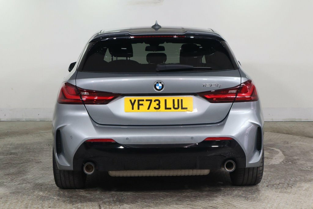 BMW 1 Series Hatchback YF73LUL Grey #6
