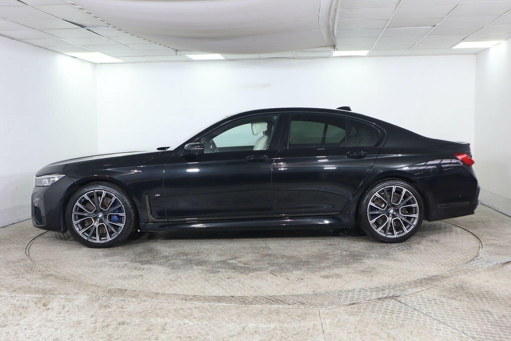 BMW 7 Series 3L M Sport Black #5
