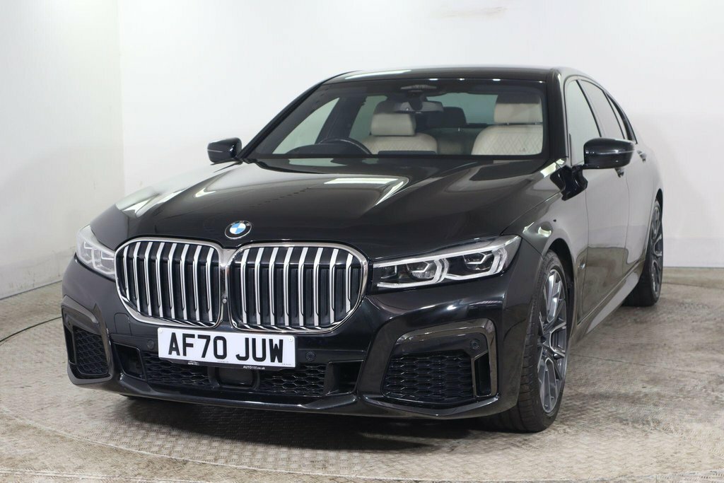 BMW 7 Series 3L M Sport Black #3