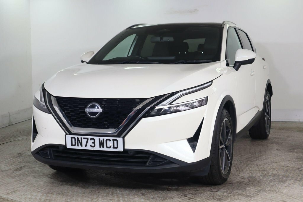 Nissan Qashqai 1.3L Tekna White #3