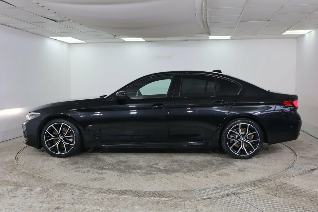 BMW 5 Series 2L M Sport Black #5