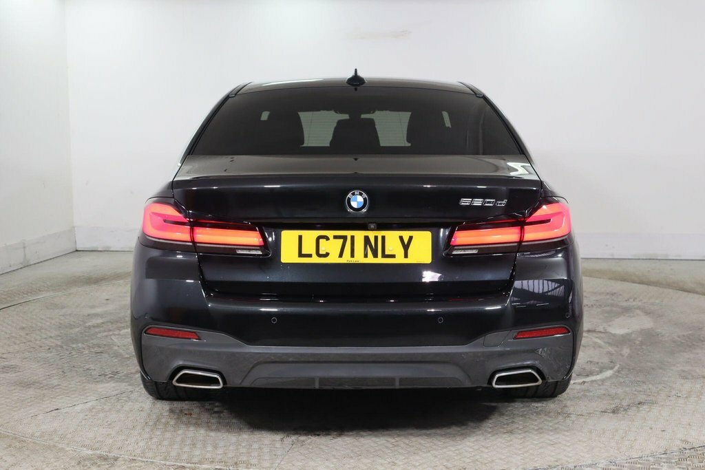 BMW 5 Series 2L M Sport Black #6