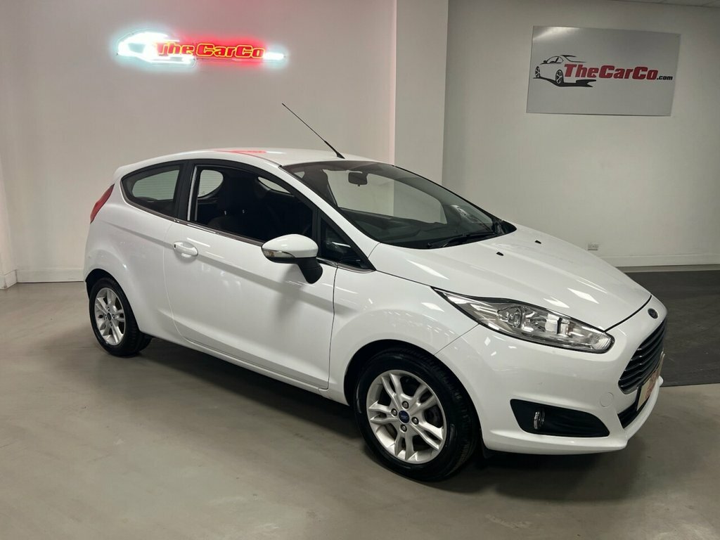 Ford Fiesta Hatchback FN66XKA White