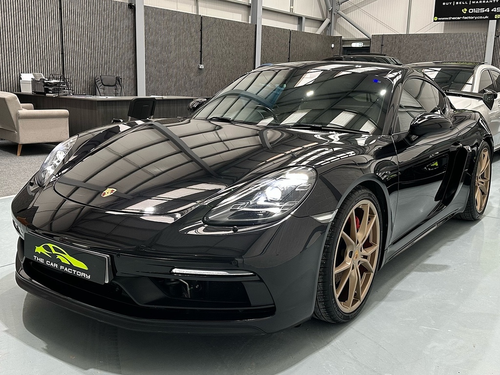 Porsche 718 Cayman T Gts Black #6