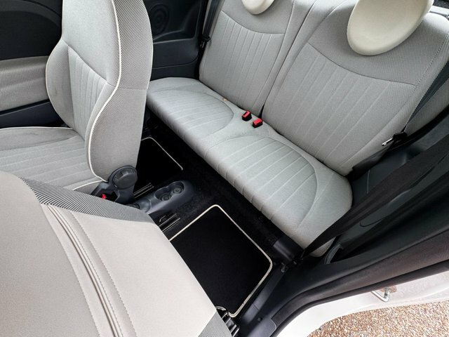 Fiat 500 Automatic White #31