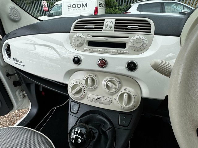 Fiat 500 Automatic White #42