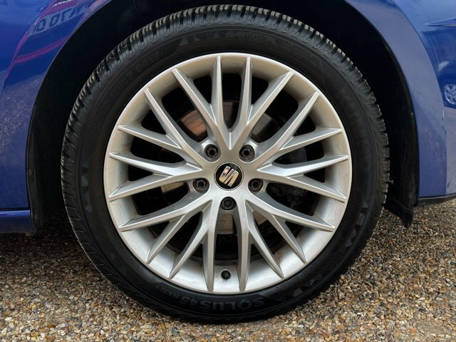 Seat Leon  Red #23