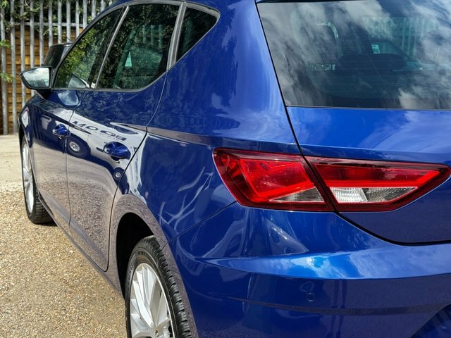 Seat Leon  Red #19