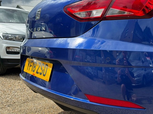 Seat Leon  Red #21