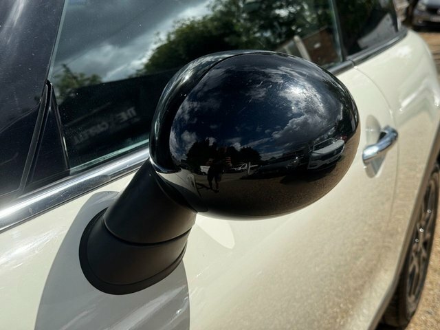 Mini Hatch Cooper White #16