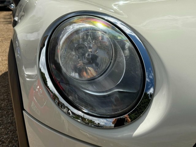 Mini Hatch Cooper White #13