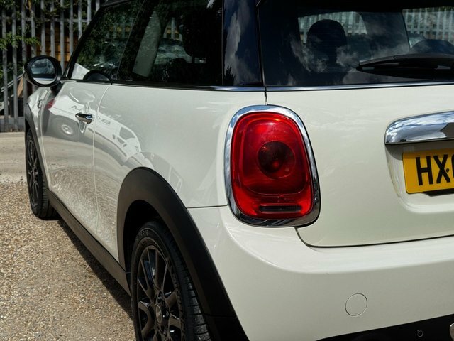 Mini Hatch Cooper White #19