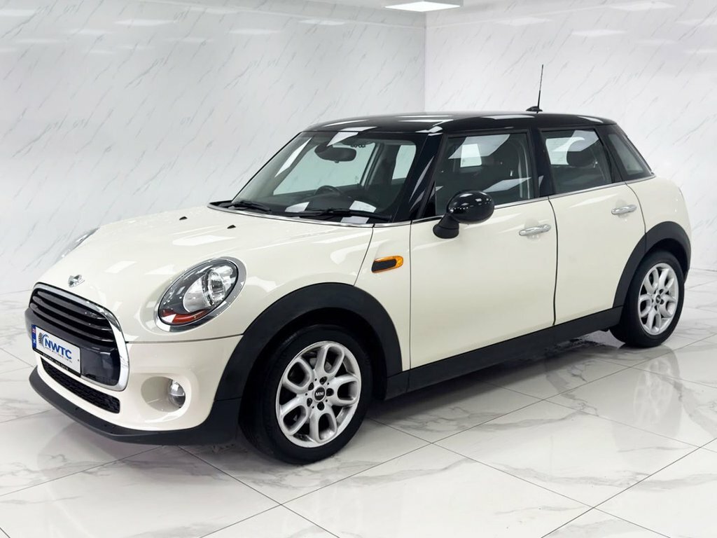 Mini Hatch 1.5L Cooper D White #4