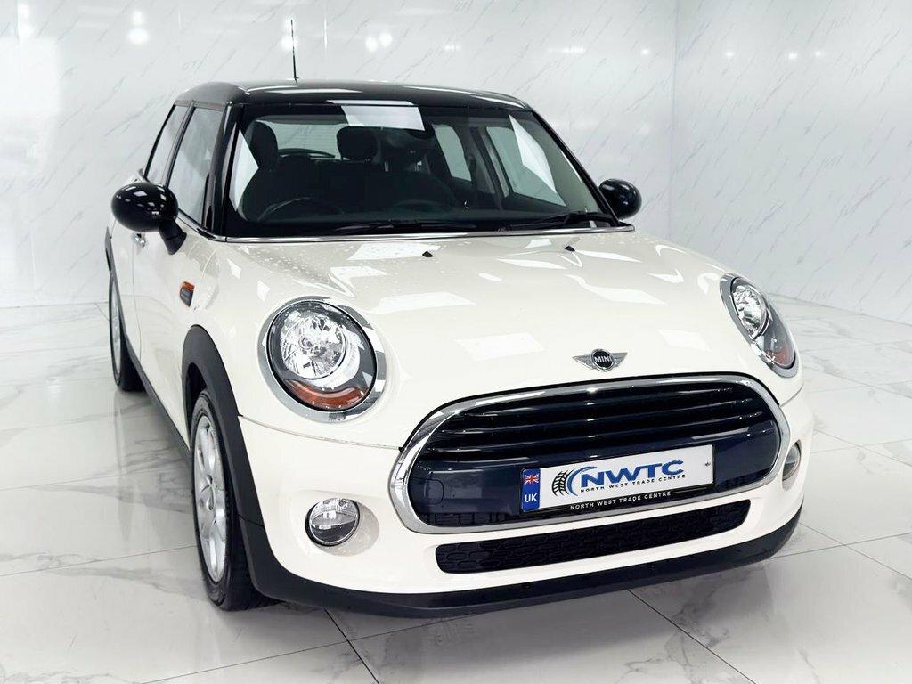 Mini Hatch 1.5L Cooper D White #2