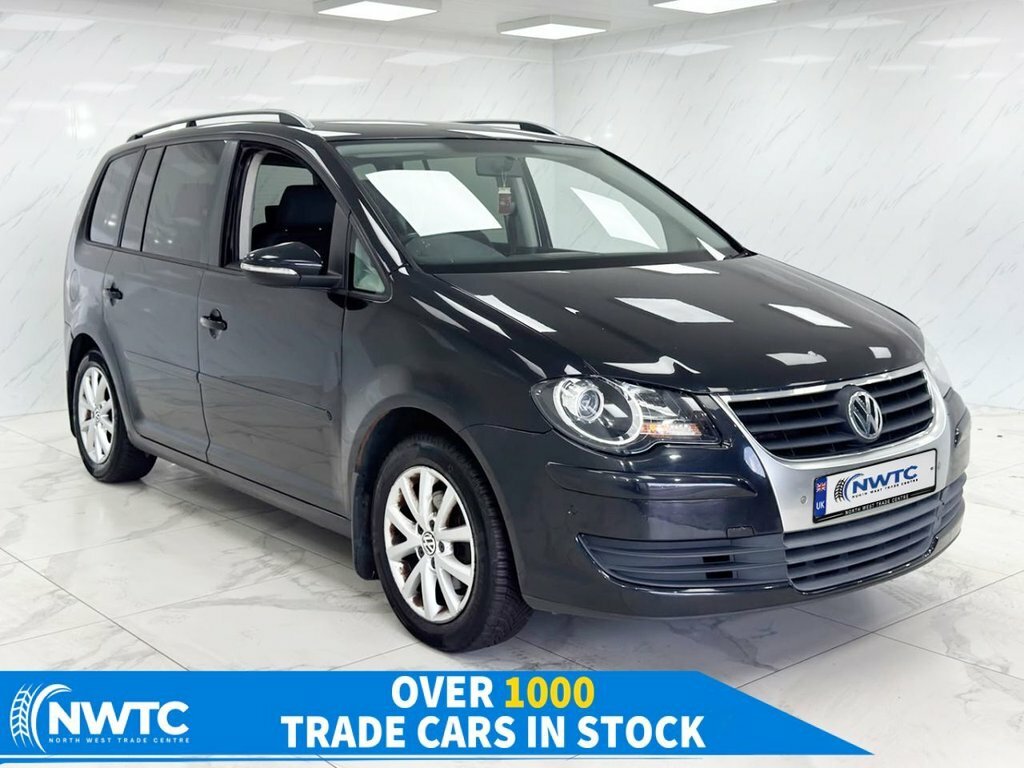 Volkswagen Touran 1.9L Match Black