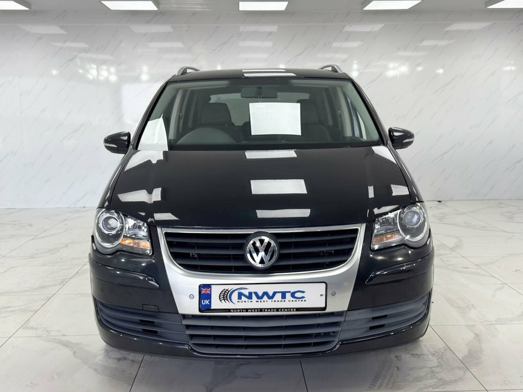 Volkswagen Touran 1.9L Match Black #3