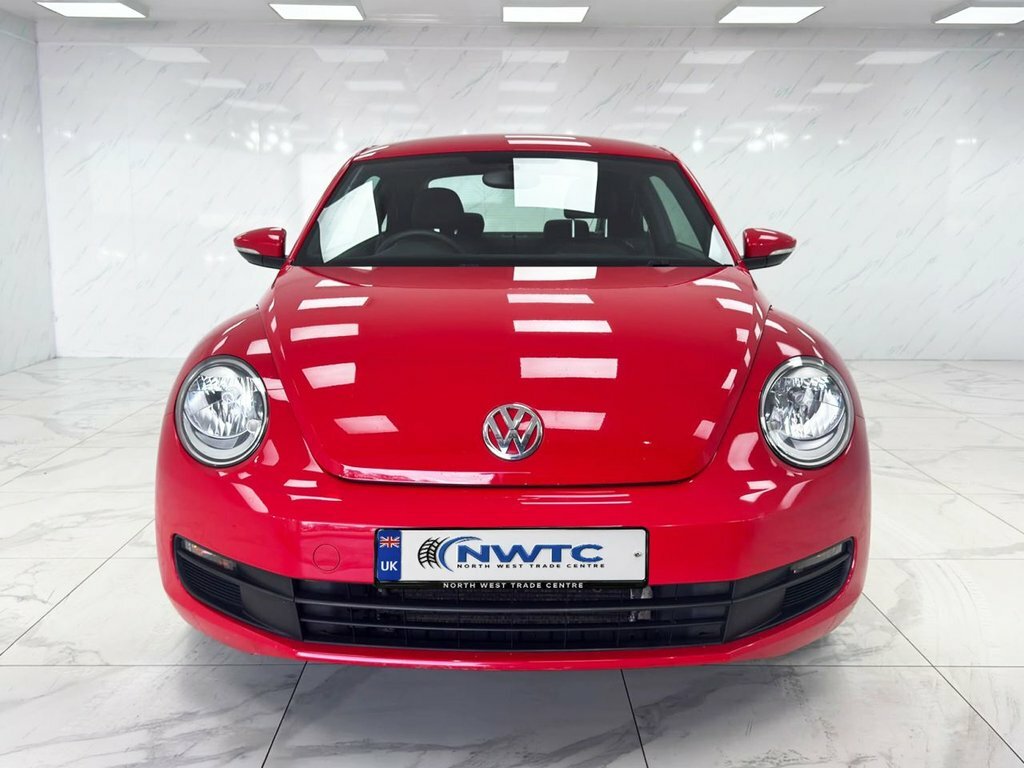 Volkswagen Beetle 1.6L Null Red #3
