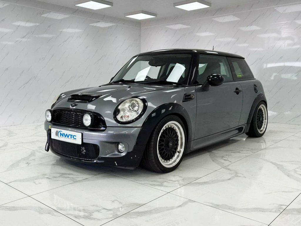 Mini Hatch Cooper D 3-Door Black #5