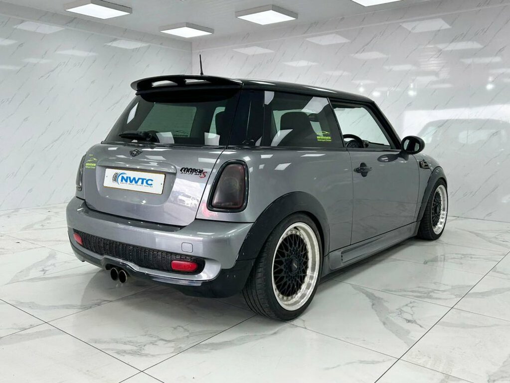 Mini Hatch Cooper D 3-Door Black #9