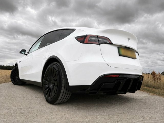 Tesla Model Y Suv Rwd 346 Ps LE23RCF White #3