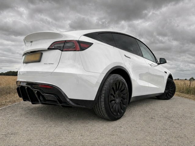 Tesla Model Y Dual Motor Long Range Suv 4Wde AJ22ESF White #3