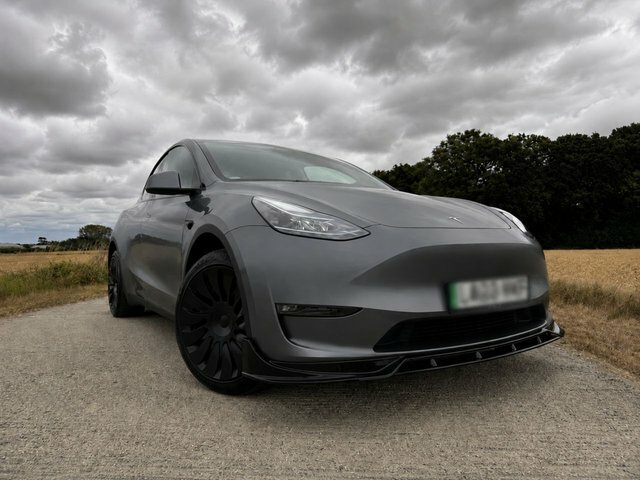 Tesla Model Y Dual Motor Long Range Suv 4Wde Grey