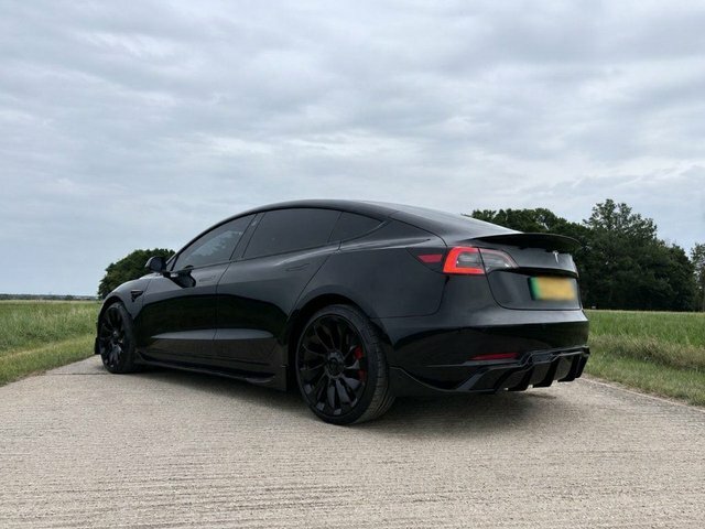 Tesla Model 3 Dual Motor Performance Saloon LF23WCC Black #2