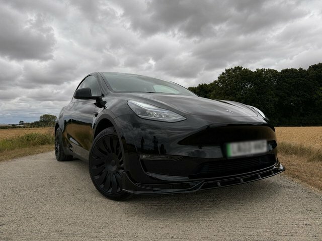 Tesla Model Y Dual Motor Long Range Suv 4Wde Black