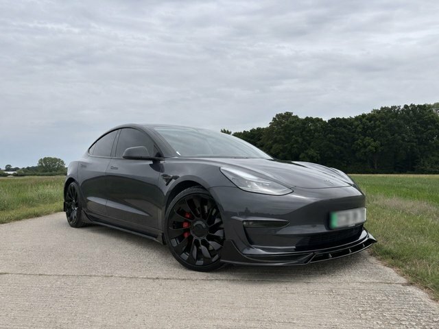 Tesla Model 3 Dual Motor Long Range Saloon 4 Grey