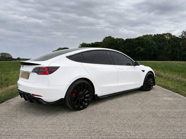 Tesla Model 3 Dual Motor Long Range Saloon 4 GL22HDA White #5