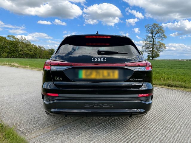 Audi Q4 E Tron 45 S Line Suv 82Kwh 286 Ps Black #6