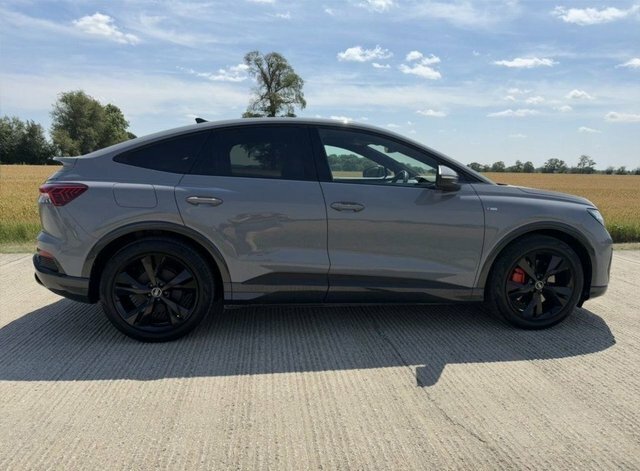 Audi Q4 E Tron 35 S Line Suv 55Kwh 170 Ps Grey #5