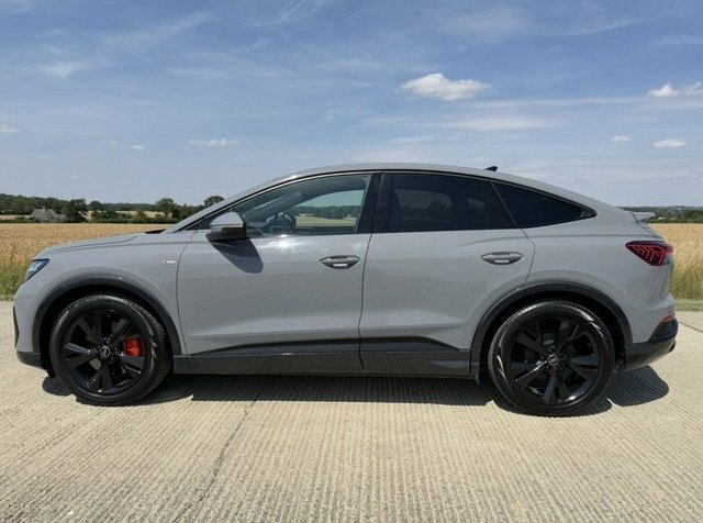 Audi Q4 E Tron 35 S Line Suv 55Kwh 170 Ps Grey #6