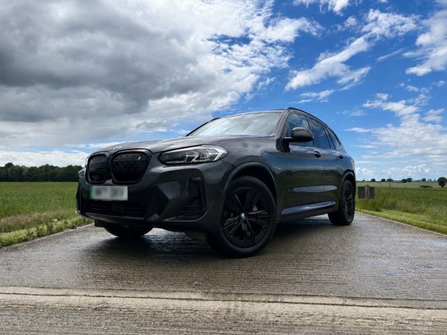 BMW iX3 80Kwh M Sport Pro Suv 286 Ps Grey #3
