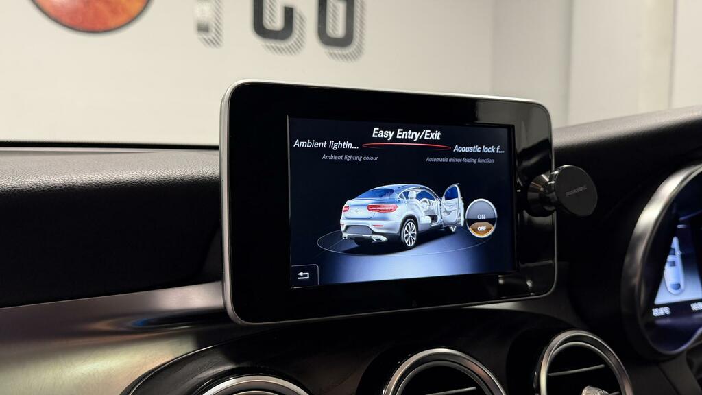 Mercedes-Benz GLC Class 2.1L Amg Line Black #28
