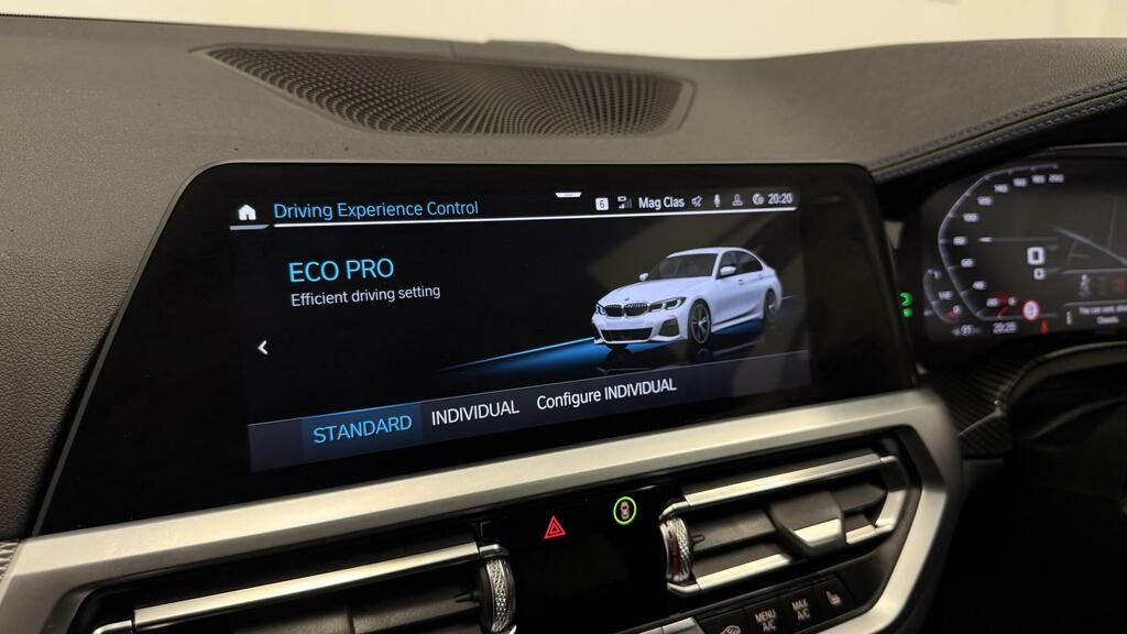 BMW 3 Series M Sport White #4