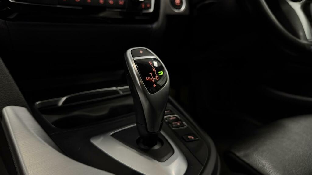 BMW 4 Series Automatic  #25
