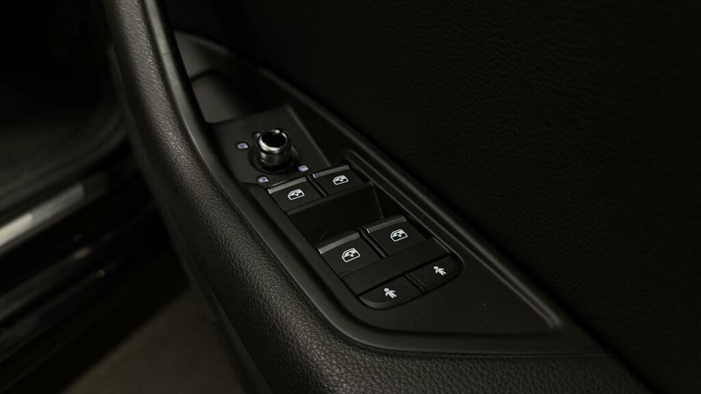 Audi A5 Sport Black #5