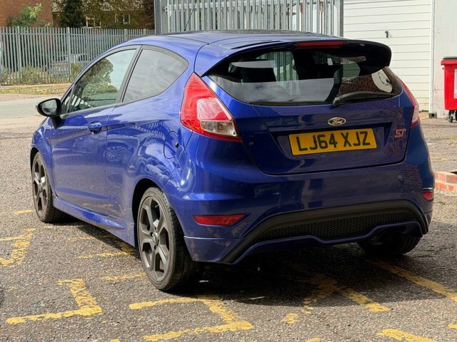 Ford Fiesta Hatchback Grey #3