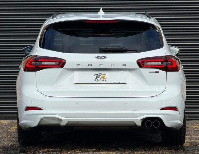 Ford Focus Hatchback Grey #13