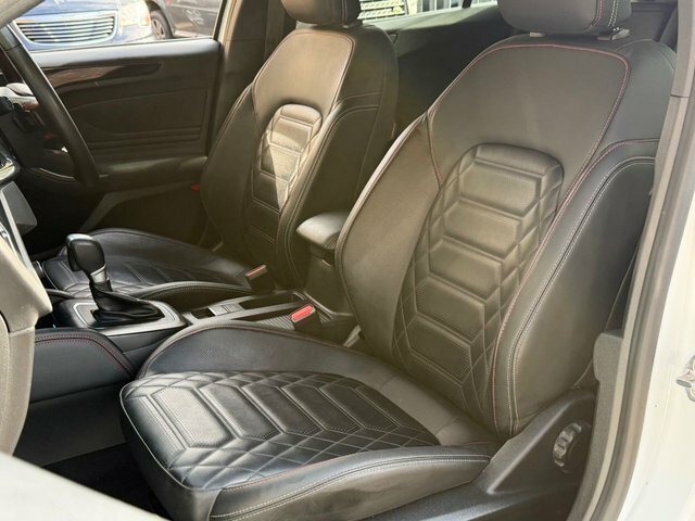 Ford Focus Hatchback Grey #19